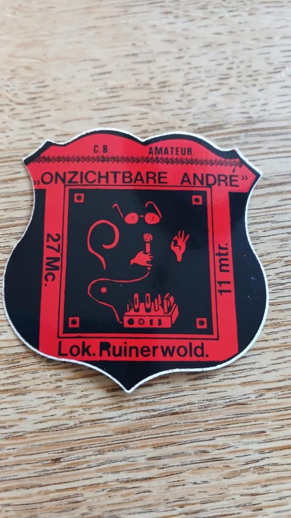 Sticker piraat zendamateur 27mc Onzichtbare André RUINERWOLD, Verzamelen, Stickers, Ophalen of Verzenden, Zo goed als nieuw