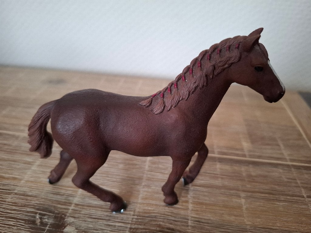 Schleich 13855 Engels Volbloed merrie paard, Ophalen of Verzenden, Zo goed als nieuw