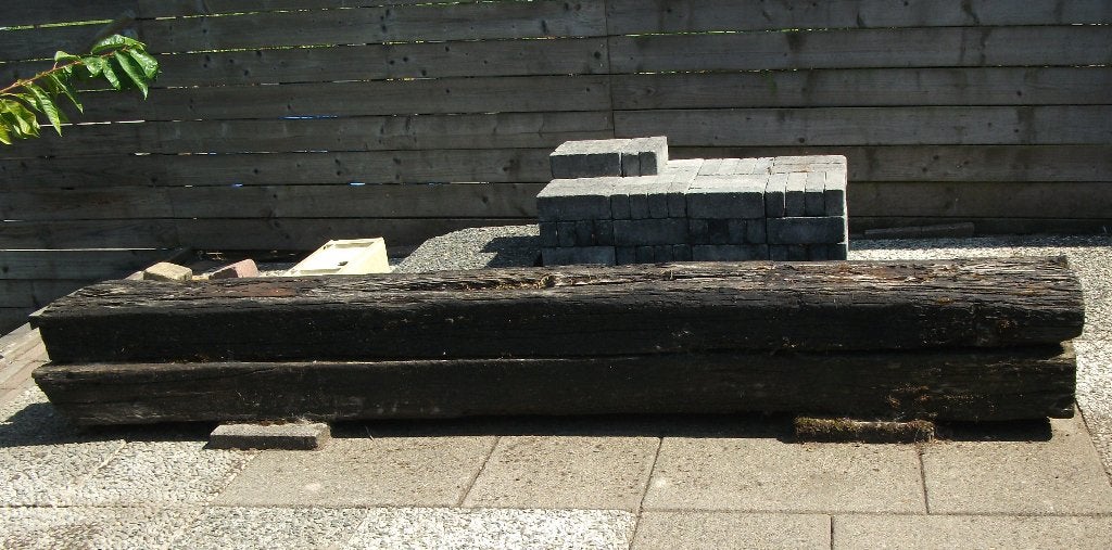 Gratis op te halen 2 Bielzen, Tuin en Terras, Bielzen en Borders, Ophalen, Gebruikt, 25 cm of meer, Biels