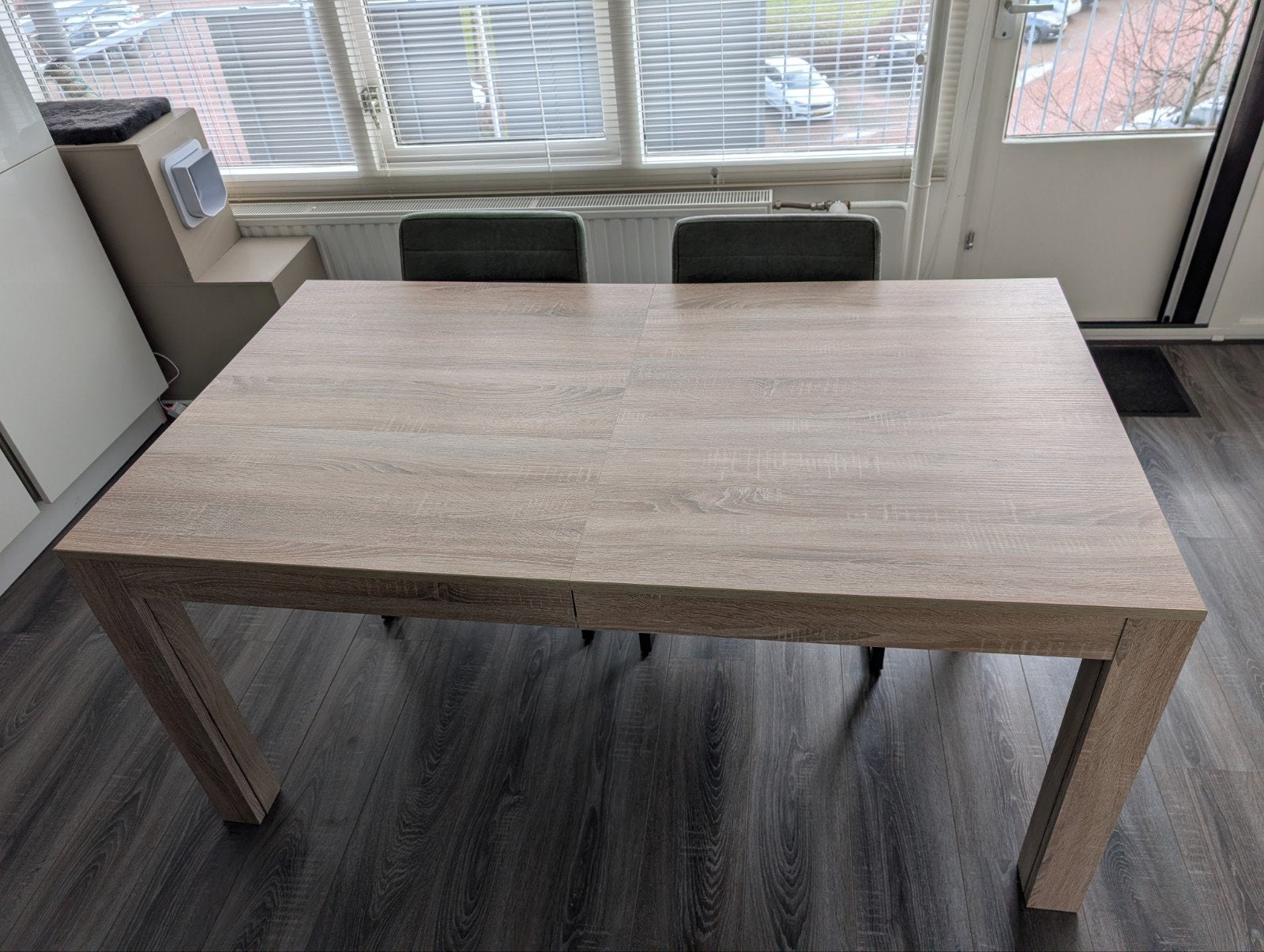 Jysk eettafel, Ophalen, Gebruikt, Rechthoekig