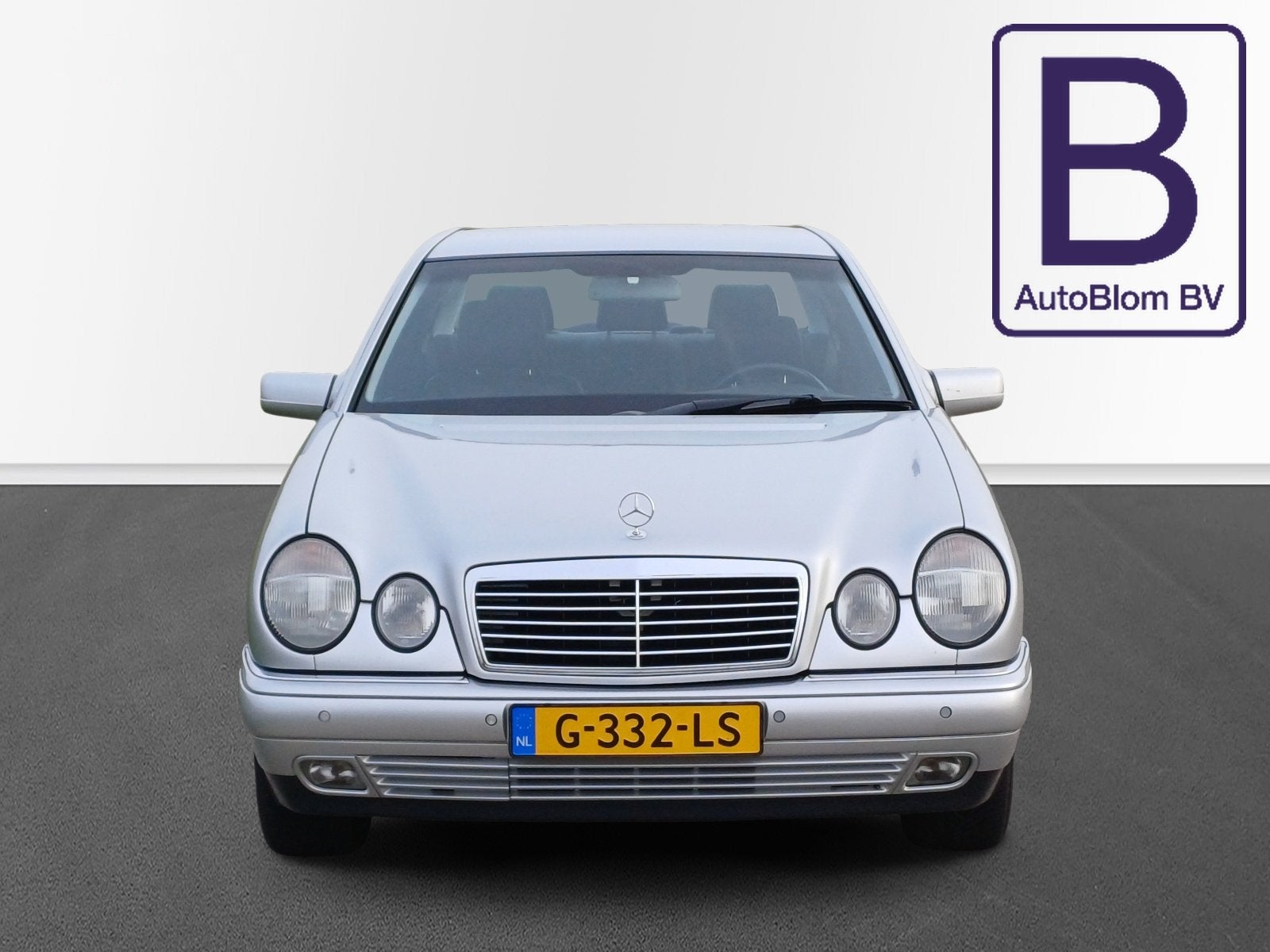 Mercedes-Benz E-Klasse 280 Elegance Youngtimer in perfecte s, foto 4