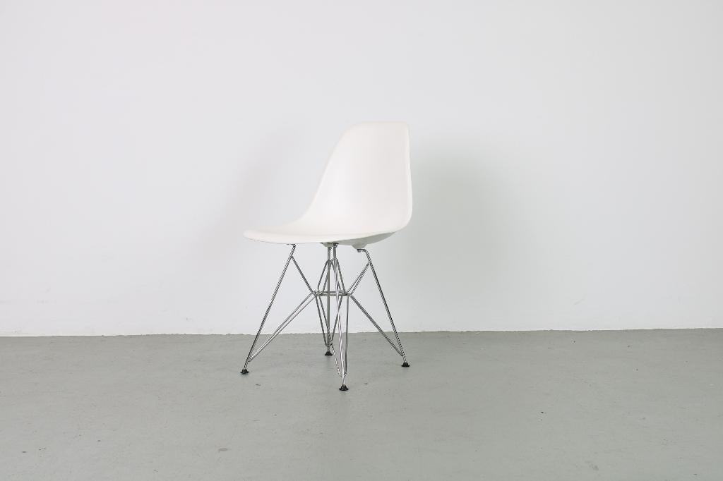 Vitra DSR side chairs, wit, chroom, Huis en Inrichting, Stoelen, Gebruikt, Vijf, Zes of meer stoelen, Kunststof, Wit, Ophalen