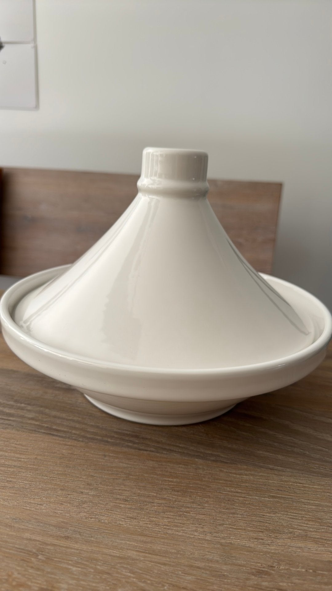 Tajine van aardewerk-nieuw!, Ophalen, Met deksel, Tajine, Nieuw