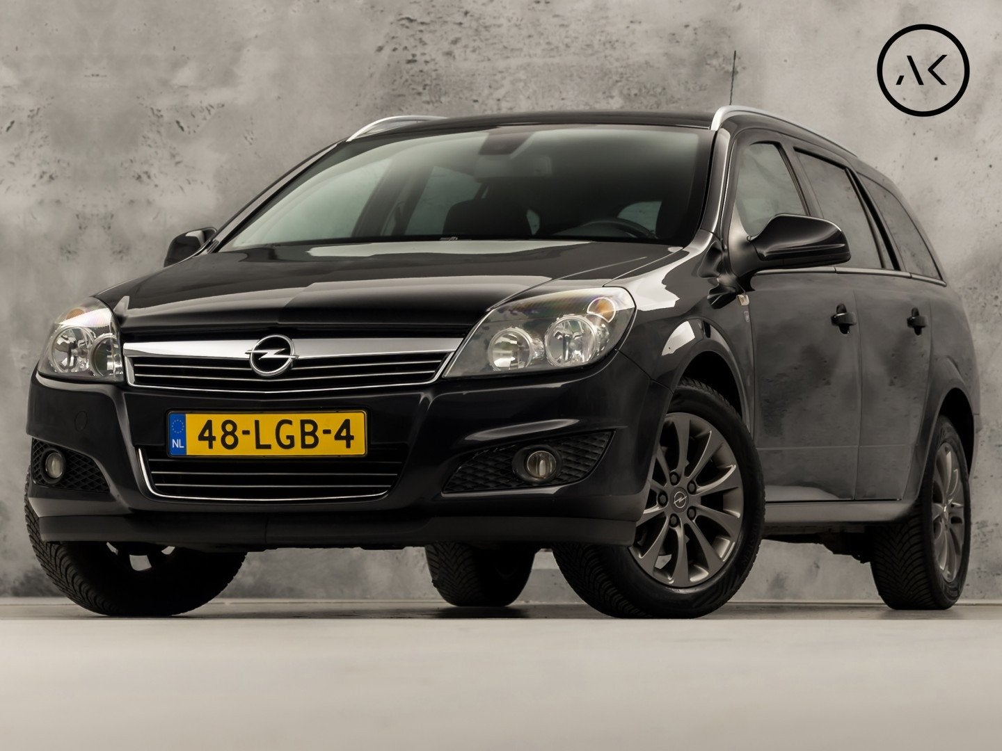 Opel Astra 1.6 Sport (NAVIGATIE, AIRCO, GETINT GLAS, CRUISE,, Auto's, Opel, Voorwielaandrijving, Gebruikt, 116 pk, Zwart