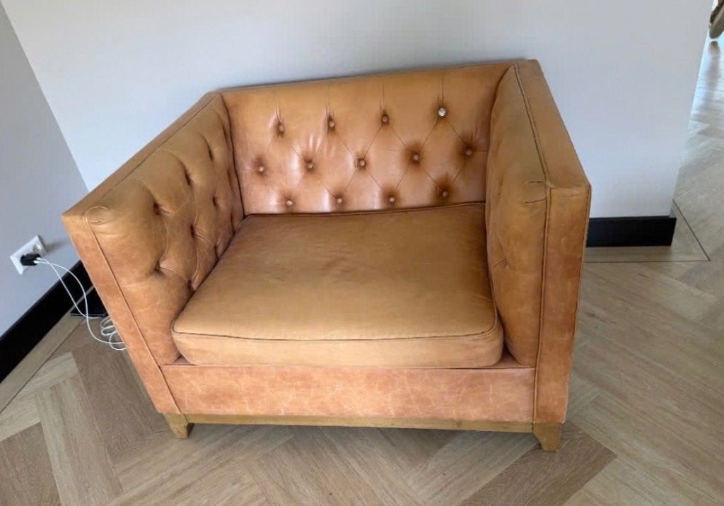 2 cognac leren Riviera Maison love seats, Ophalen, 100 tot 125 cm, Gebruikt, Diverse interieur stijlen mogelijk: landelijk, modern , industr.