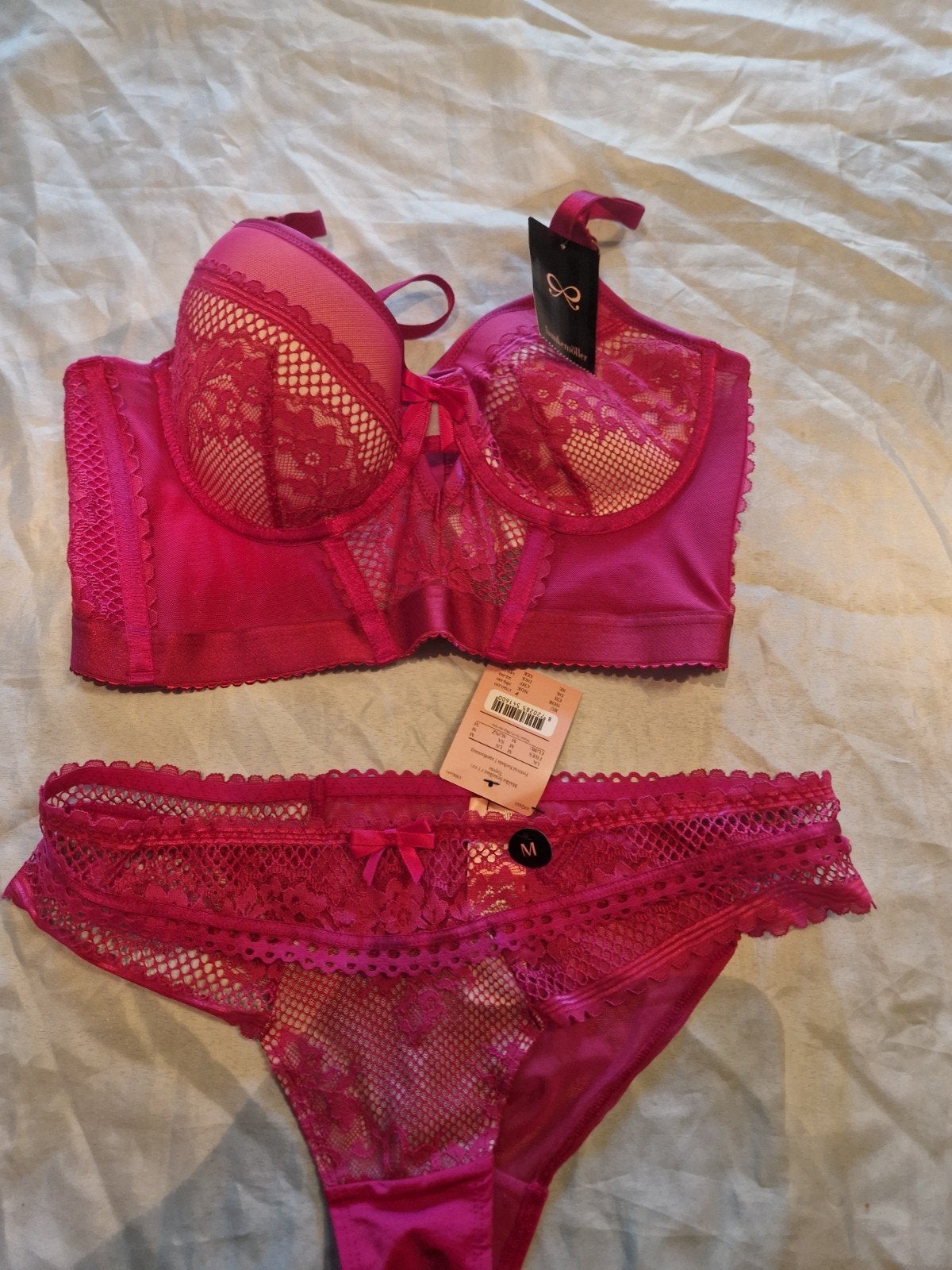 Hunkemöller ​Maat: EU 80C / UK 36C
​Maat broekje / slip, Hunkemöller, Ophalen of Verzenden, Roze, Setje