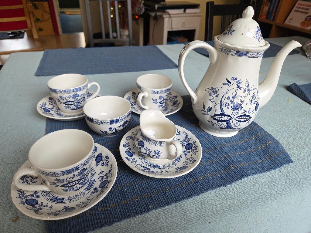 Klassiek Duits servies, Huis en Inrichting, Keuken | Servies, Ophalen, Zo goed als nieuw, Kop(pen) en/of Schotel(s), Boerenbont