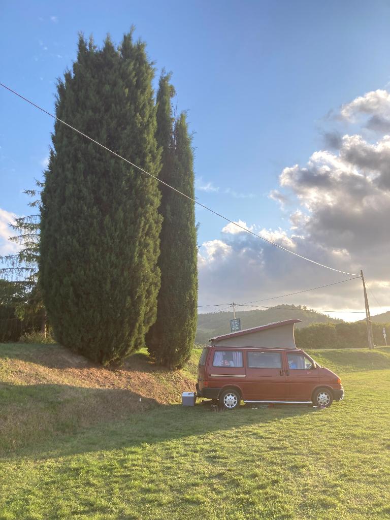 Volkswagen T4: Fijne kluscamper, Reservewiel, Volkswagen, Particulier, Watertank (Afval)
