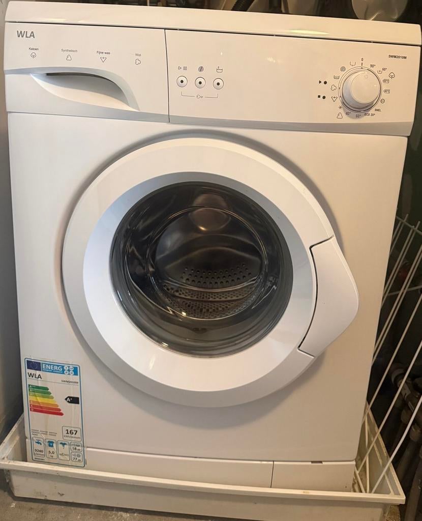 Wasmachine, Ophalen, 1200 tot 1600 toeren, Gebruikt, 4 tot 6 kg