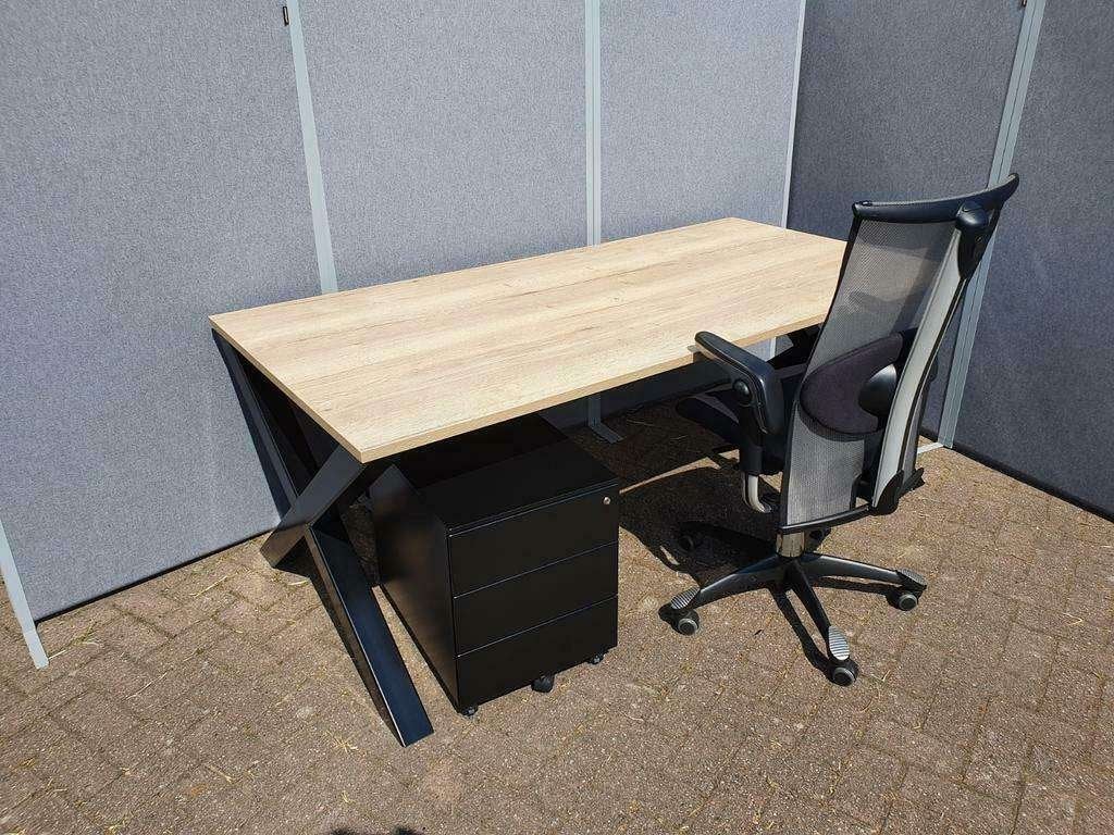 Nieuw X poot bureau / eetkamertafel ( industrieel ), Huis en Inrichting, Demontabel, VST, Metaal, 100 cm