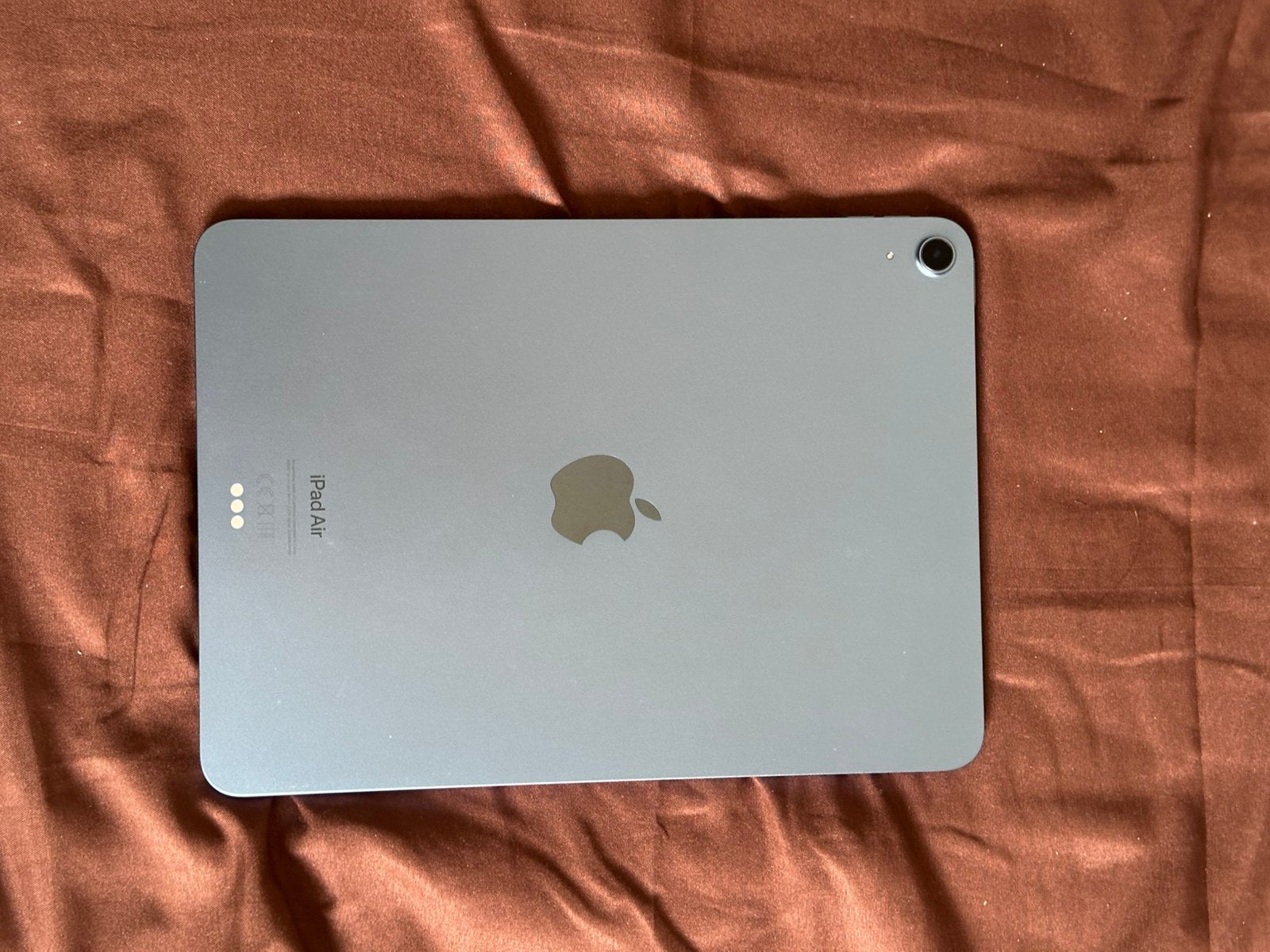 Apple iPad Air (2022) 10.9 inch - In uitstekende staat, Computers en Software, Apple iPads, Ophalen, 11 inch, Zo goed als nieuw