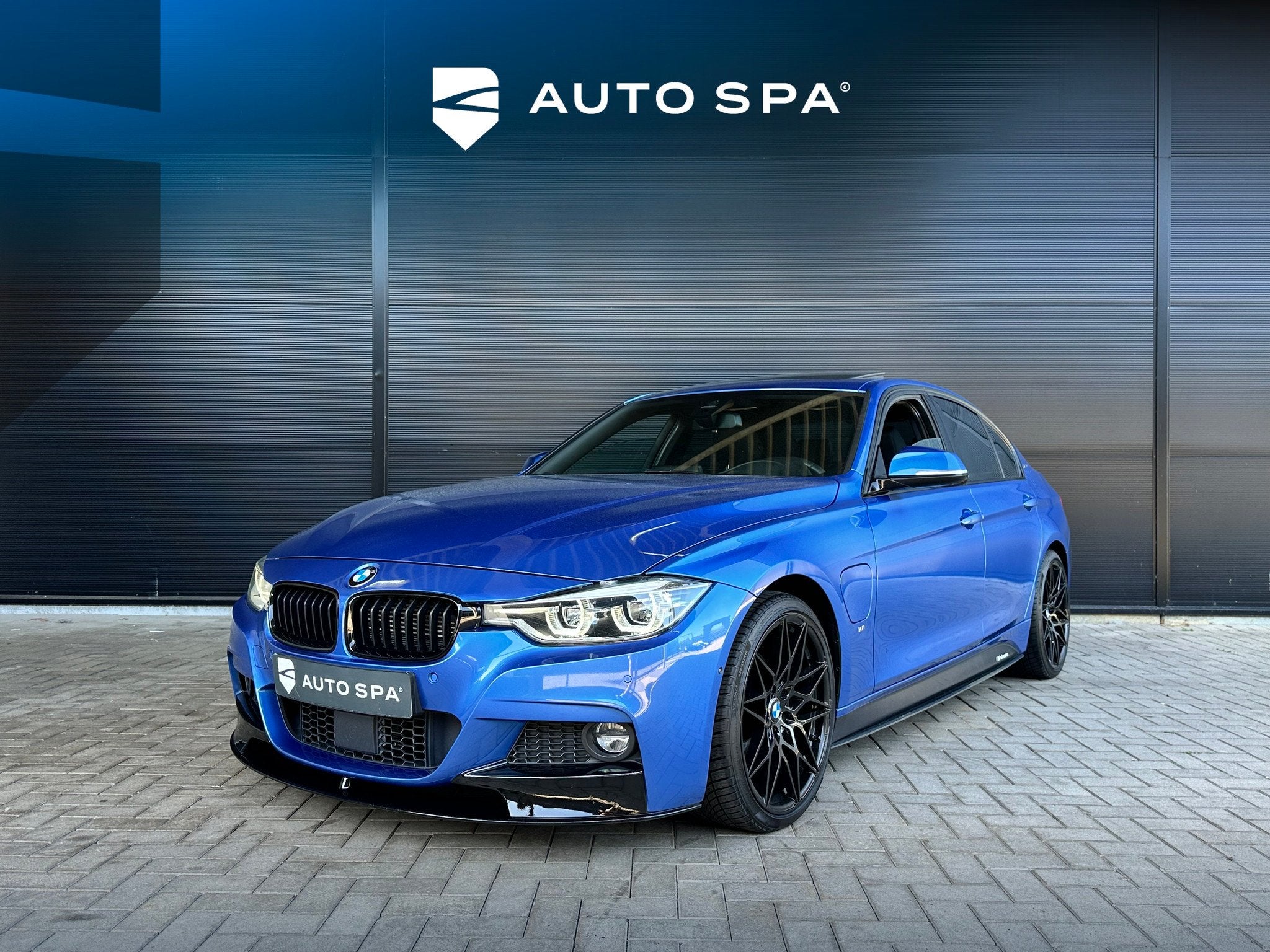 BMW 3 Serie 330e M-Sport PERFORMANCE | Panodak | HUD | HiFi, Auto's, Automaat, Gebruikt, 4 cilinders, 252 pk