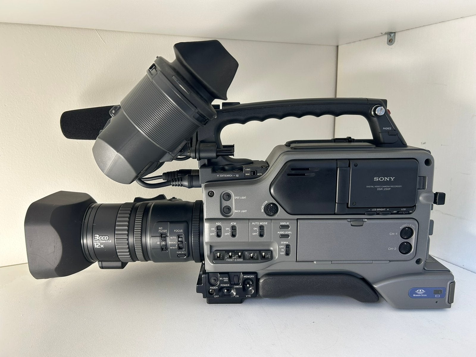 Grote partij video, mixers,statieven, lenzen, camera’s, Ophalen of Verzenden, Zo goed als nieuw