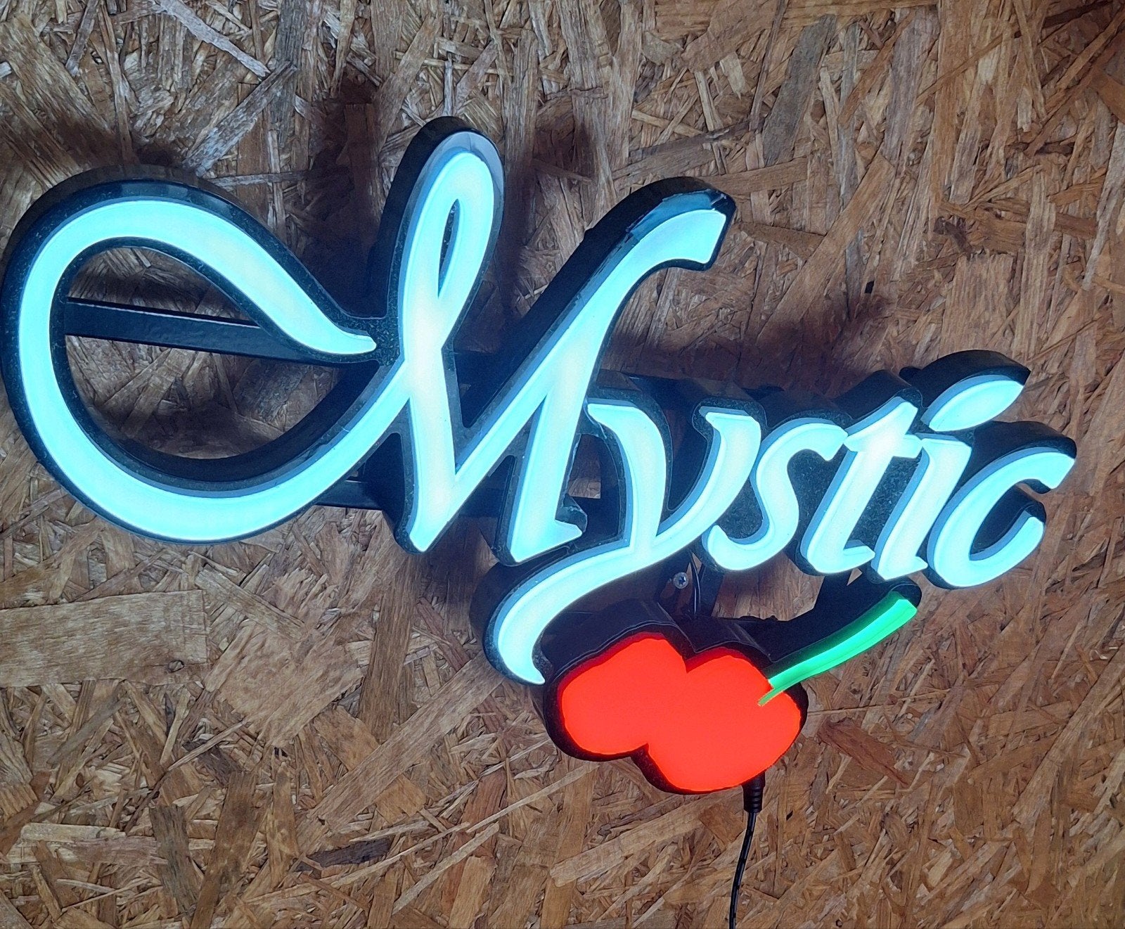 Mystic LED Neon Lichtreclame - 25 x 45 cm, Ophalen of Verzenden, Zo goed als nieuw, Modern, Neon, Bar decoratie