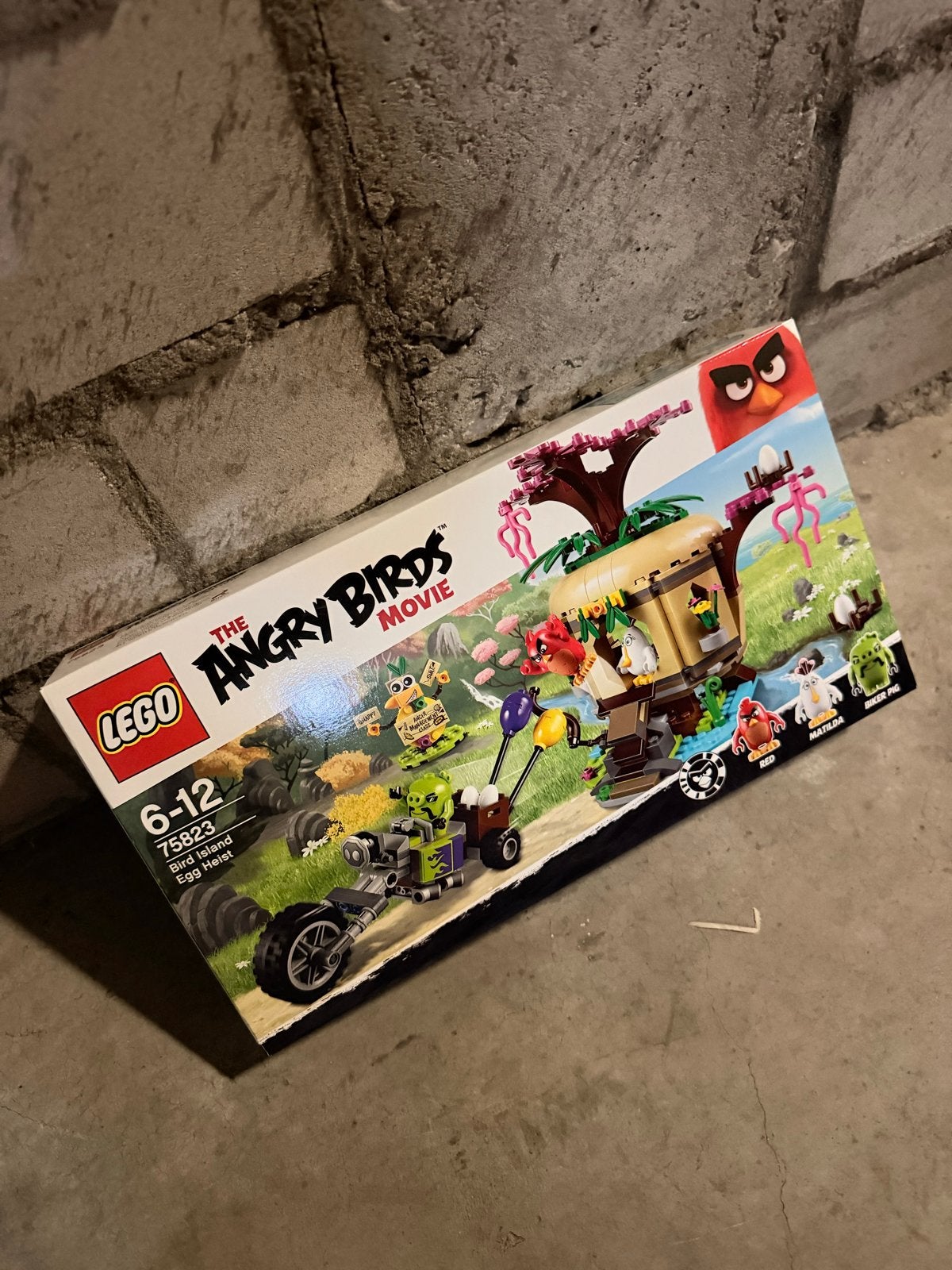 LEGO The Angry Birds Movie 75823 Bird Island Egg Heist, Kinderen en Baby's, Overige thema's, Lego, Ophalen of Verzenden, Zo goed als nieuw
