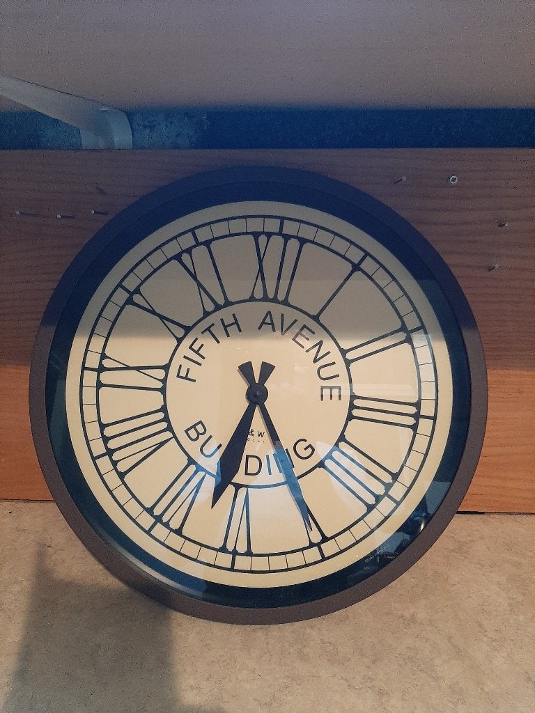 Wandklok, Ophalen, Wandklok, Stil uurwerk, Bruin
