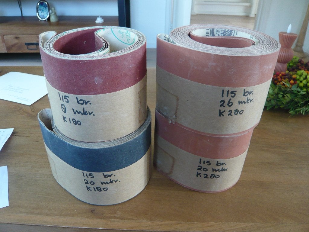 4 nieuwe rollen schuurpapier, Ophalen of Verzenden, Nieuw, Overige typen