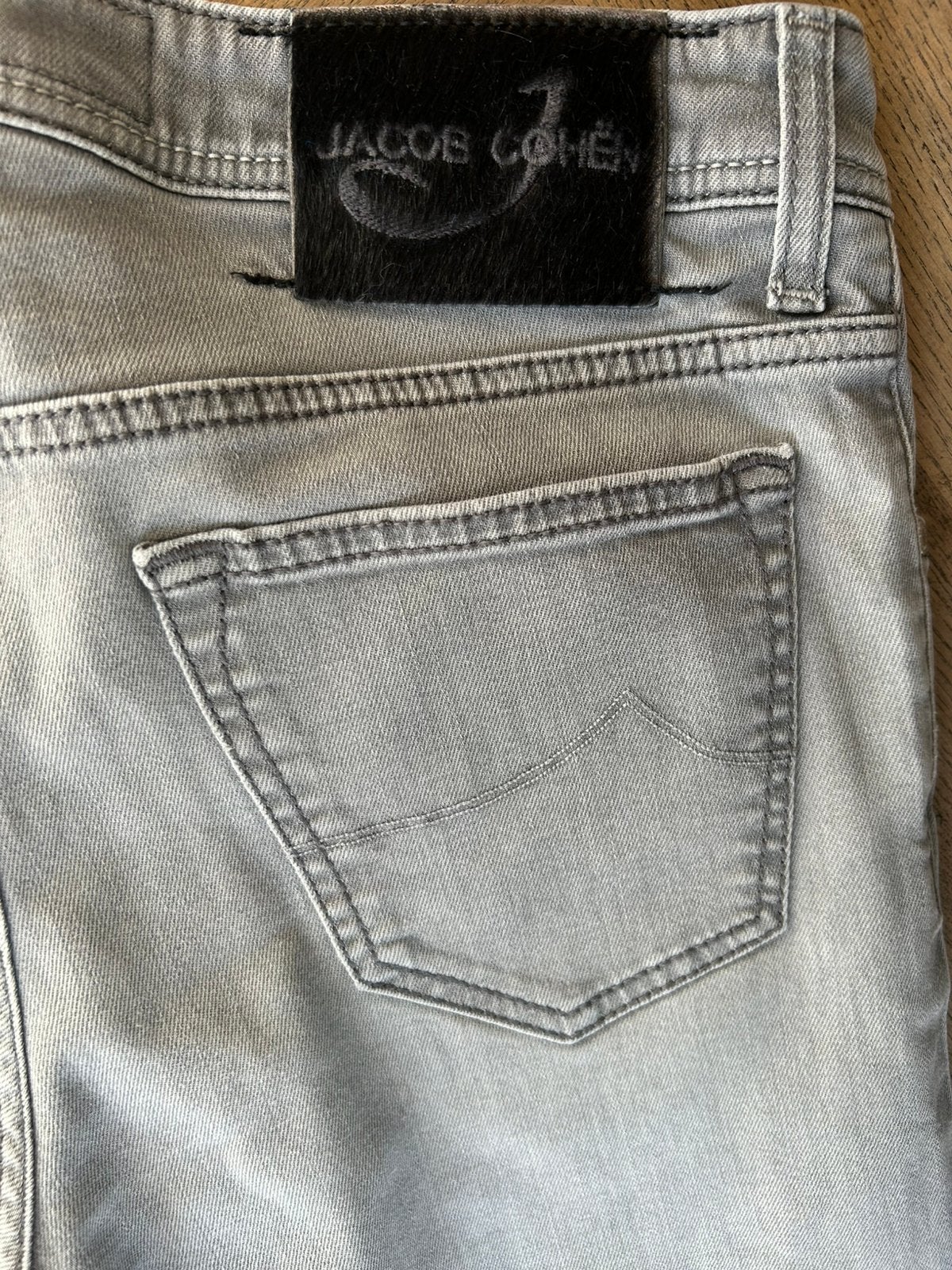 Jacob Cohen jeans J688C maat 32, ingekort, Kleding | Heren, Ophalen of Verzenden, Gedragen, Grijs, W32 (confectie 46) of kleiner
