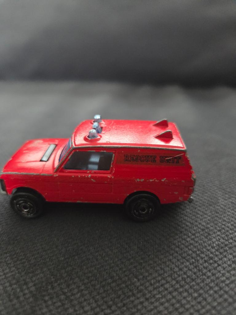 Majorette Range Rover Rescue Unit 1:60 Vintage, Ophalen of Verzenden, Gebruikt, 1:50 tot 1:144