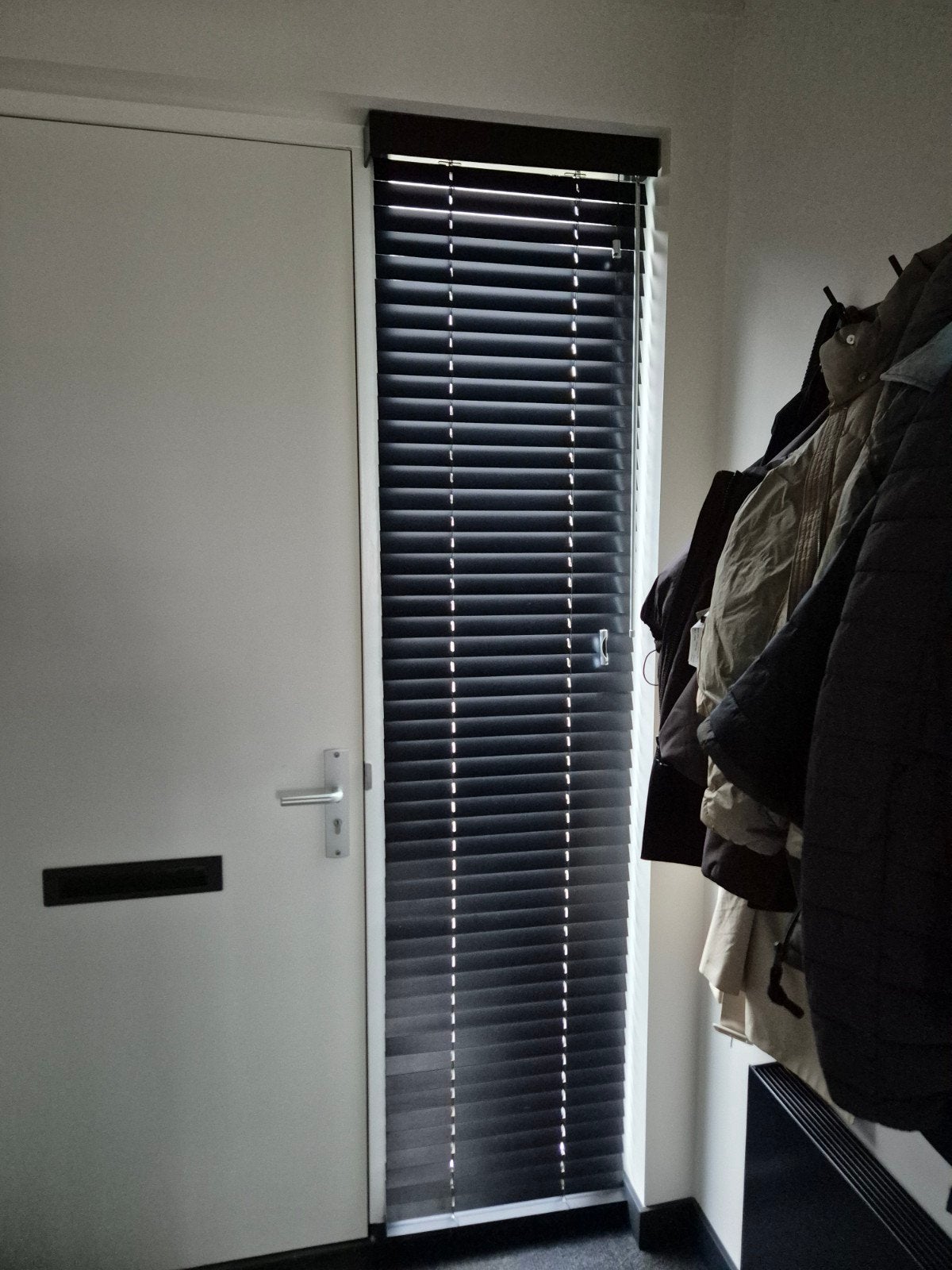 Jaloezieen hout Luxaflex, Ophalen, Jaloezie, Inclusief montageonderdelen, Zwart