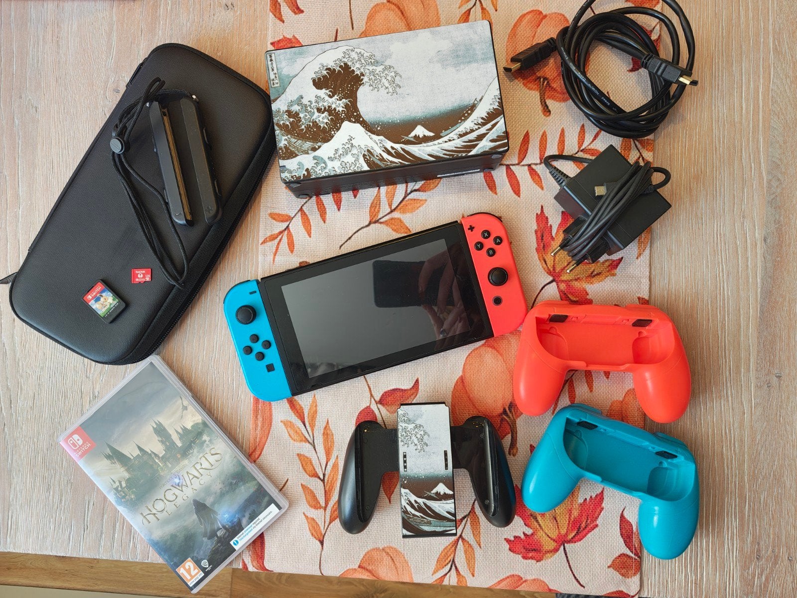 Nintendo Switch HAC-001 (2018) met 2 games en accessoires, Ophalen, Gebruikt, Met 2 controllers, Switch Original