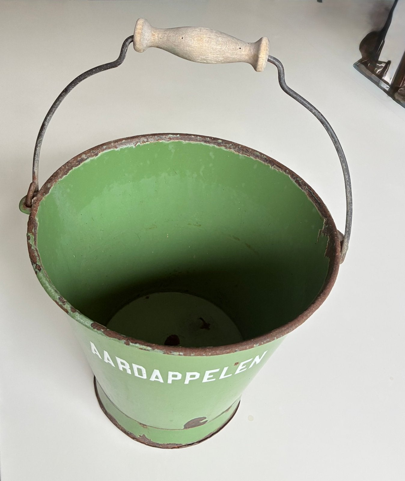 Grote groene Aardappelemmer met Houten Handvat, Antiek en Kunst, Antiek | Emaille, Ophalen of Verzenden