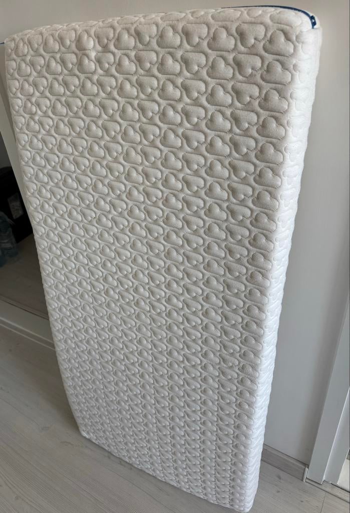 Aerosleep matras voor oa. Ikea Sundvik ledikant + linnen, Ophalen of Verzenden, Zo goed als nieuw, Minder dan 140 cm, Matras