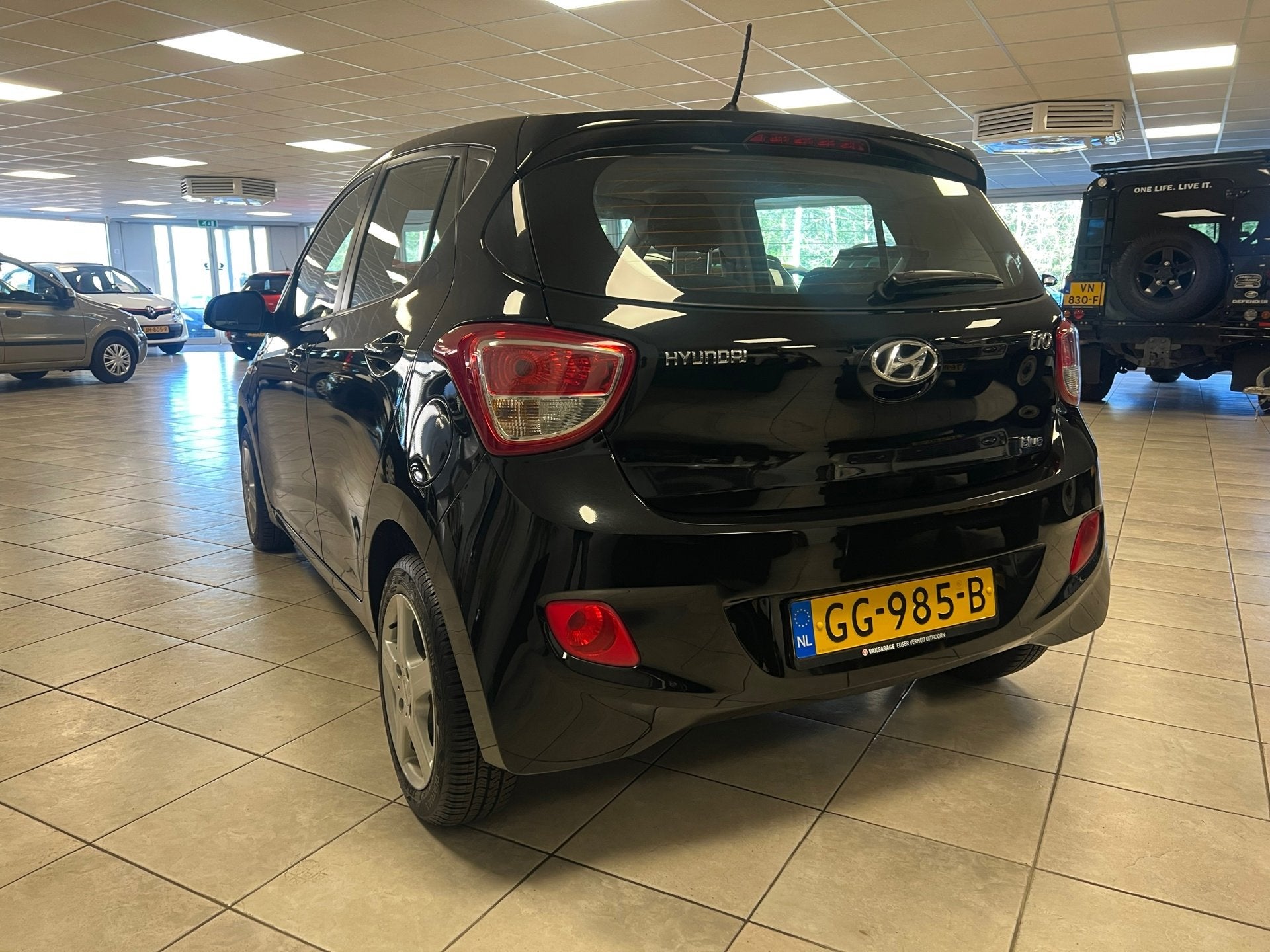 Hyundai I10 1.0i i-Motion Comfort Cruise controle, Airco, Voorwielaandrijving, Euro 5, Stof, Gebruikt
