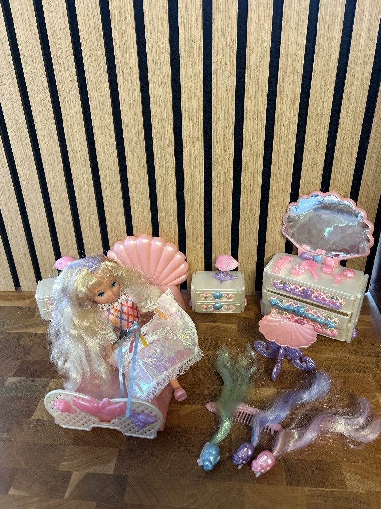 Lady Lovely locks pixie tails en sea magic slaapkamer, Ophalen of Verzenden, Gebruikt, Pop