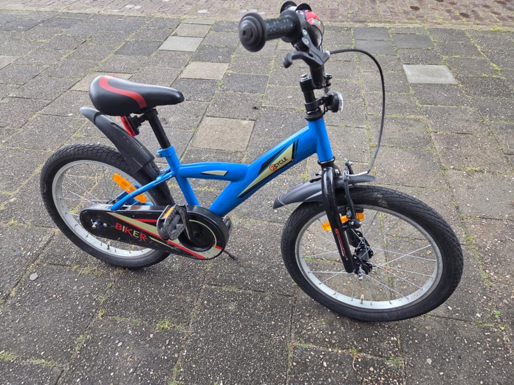 Blauwe kinderfiets 2cycle in goede staat, Ophalen of Verzenden, Zo goed als nieuw, 16 tot 20 inch, 2cycle