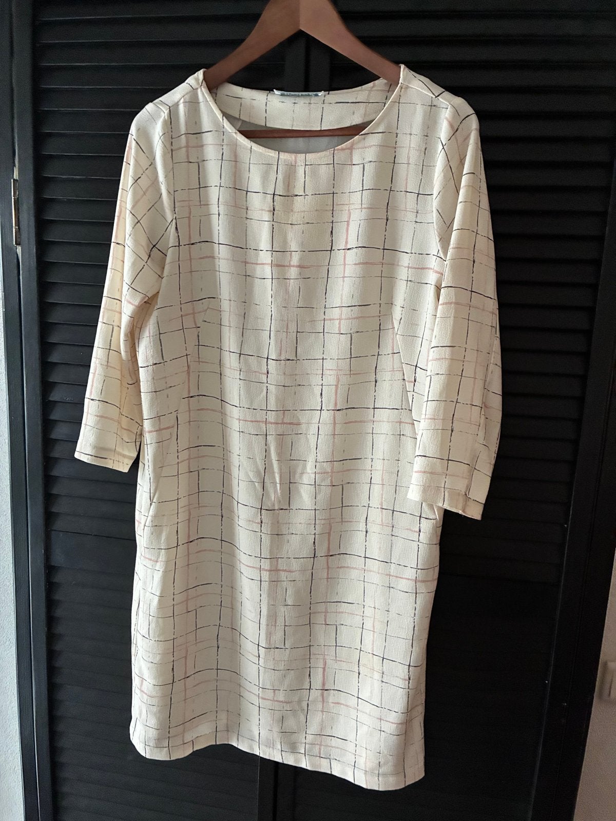 BY-BAR Amsterdam Jurk met ruitpatroon - Maat M, Maat 38/40 (M), Beige, Ophalen of Verzenden, Zo goed als nieuw