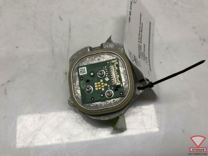 mercedes diverse modellen led drl links module 1305715306, Gebruikt, Mercedes-Benz AG, Mercedes-Benz, Ophalen of Verzenden
