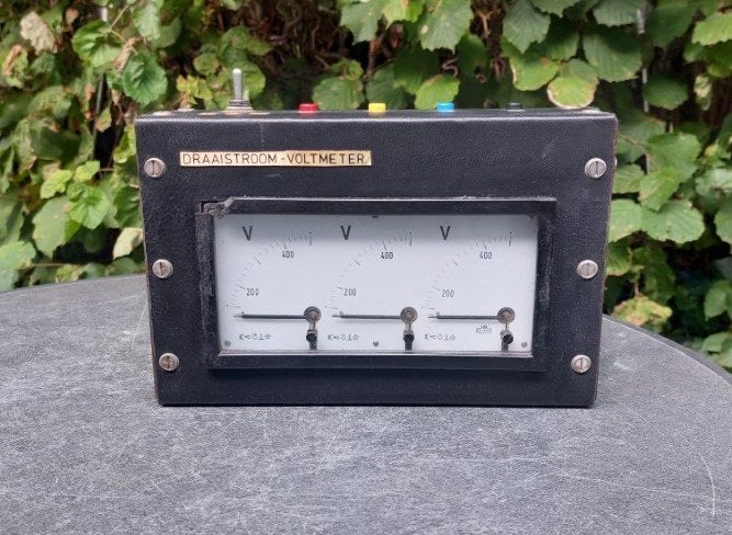 Old school Drie fasen voltmeter, Ophalen of Verzenden, Gebruikt, Elektriciteit