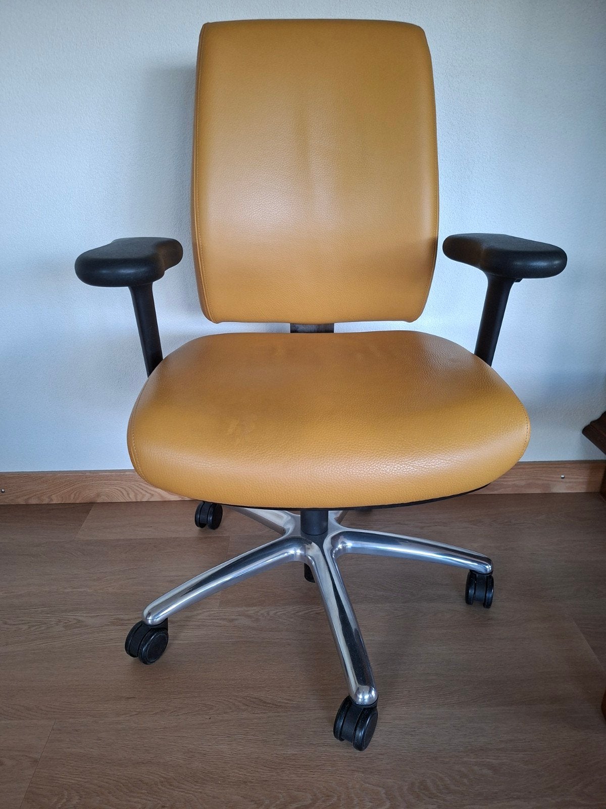 Ergonomische Bureaustoel - Geel Leer, Ophalen, Geel, Zo goed als nieuw, Bureaustoel