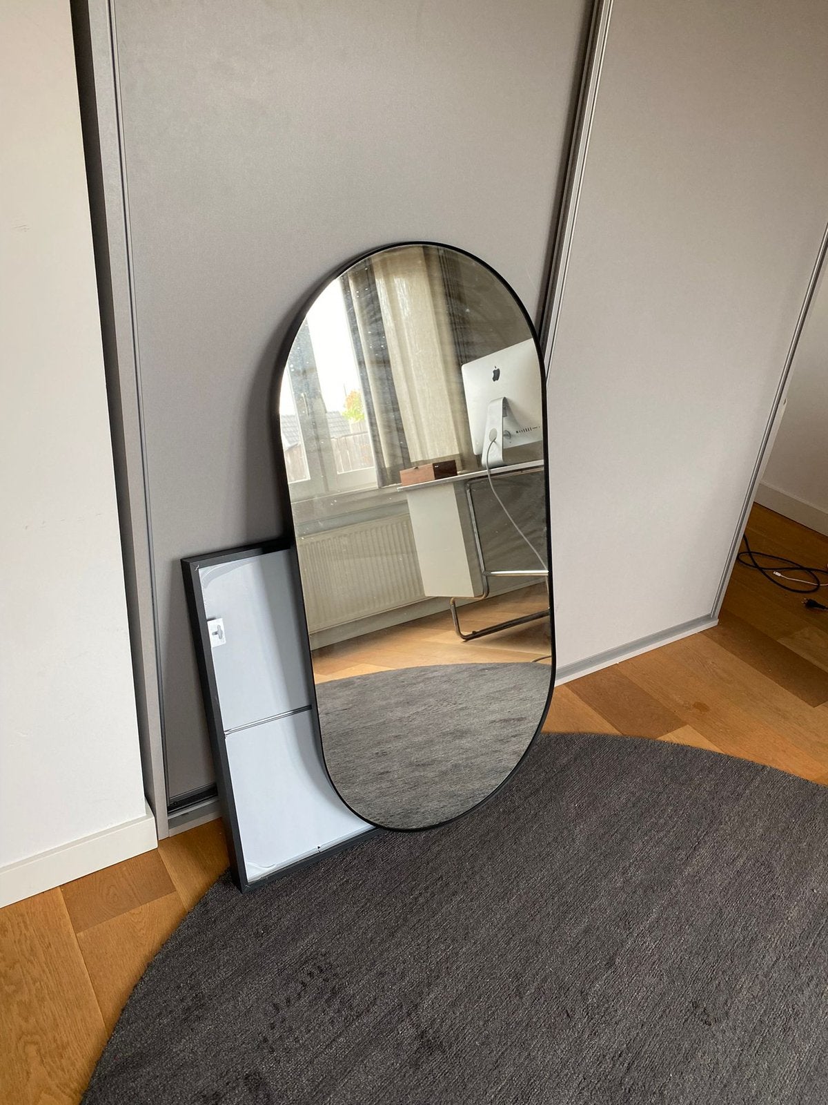 IKEA LINDBYN spiegel zwart – 60 x 120 cm, Ophalen, Gebruikt, 150 tot 200 cm, Rechthoekig