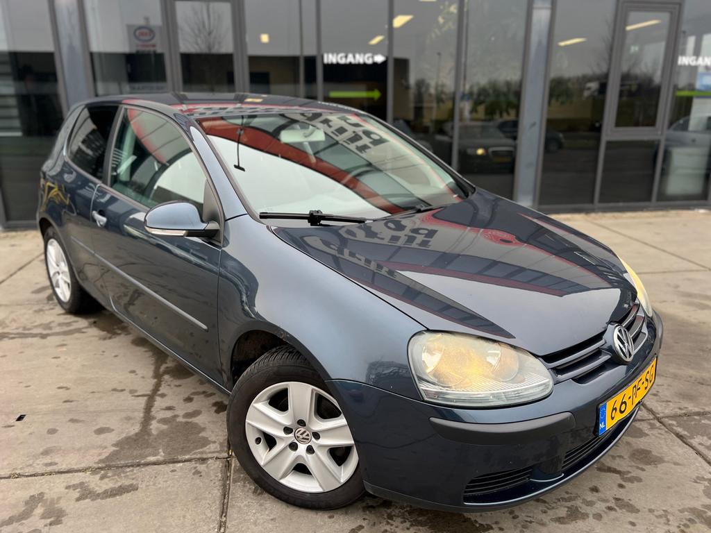 Volkswagen Golf 1.4 Trendline - Cruise - Electr Ramen - APK, Voorwielaandrijving, Gebruikt, Zwart, 4 cilinders