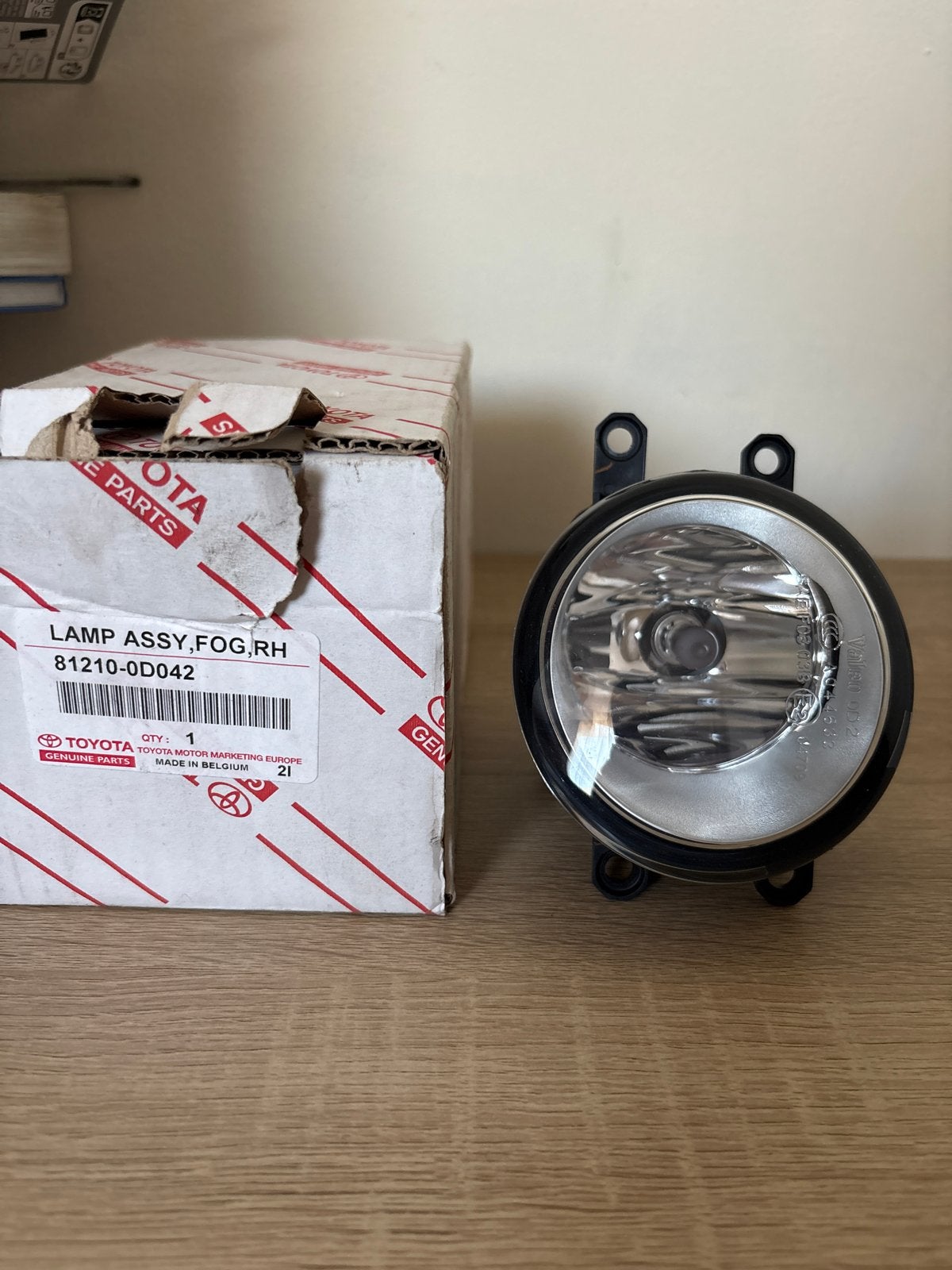 Nieuwe Toyota Mistlamp - Origineel (81210-0D042), Ophalen of Verzenden, Nieuw, Toyota