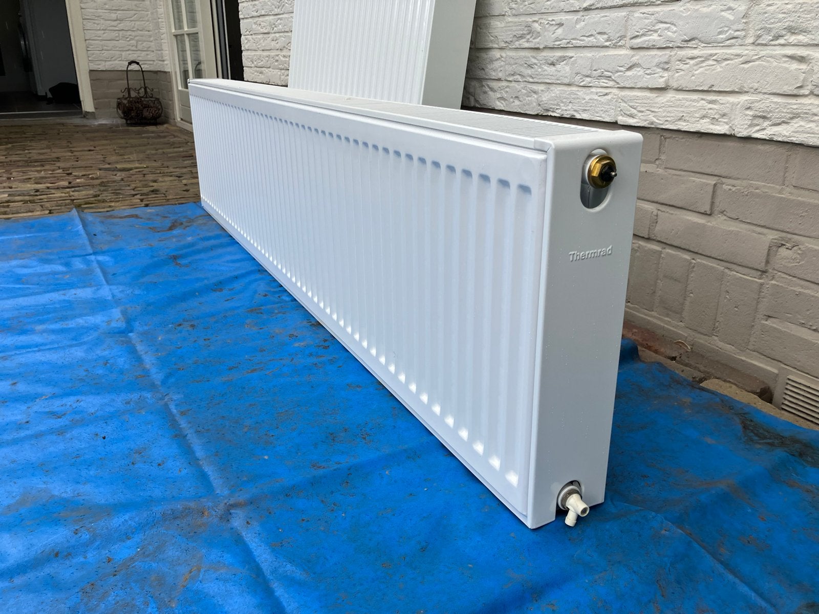 Witte radiator 180x40 cm en 80x90 cm (met ophangbeugels), Ophalen, 30 tot 80 cm, Gebruikt, Radiator