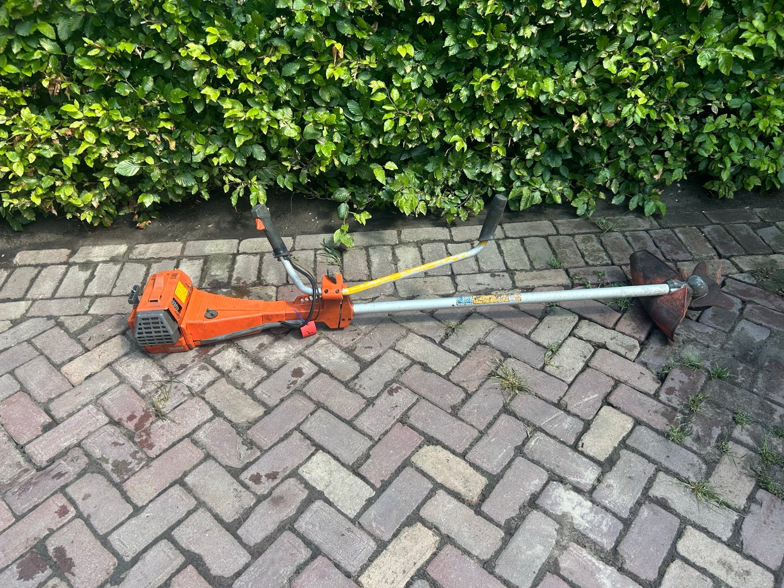 Oude Husqvarna 250 bosmaaier - trekkoord defect, Ophalen of Verzenden, Gebruikt, Benzine