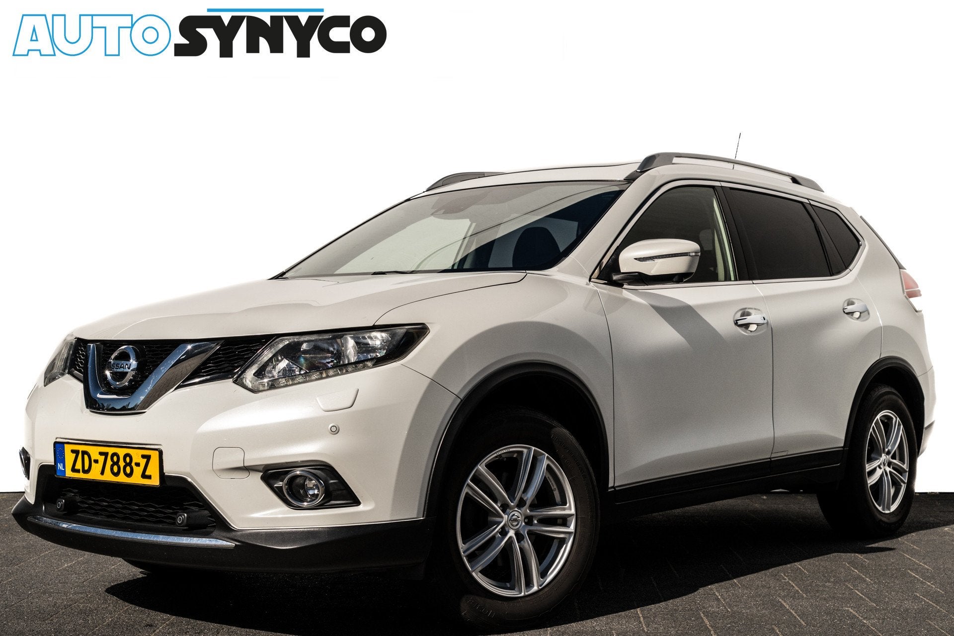 Nissan X-Trail 1.6 DCi Acenta | Panoramadak | Trekhaak | Tre, Auto's, Euro 5, Stof, Gebruikt, Zwart