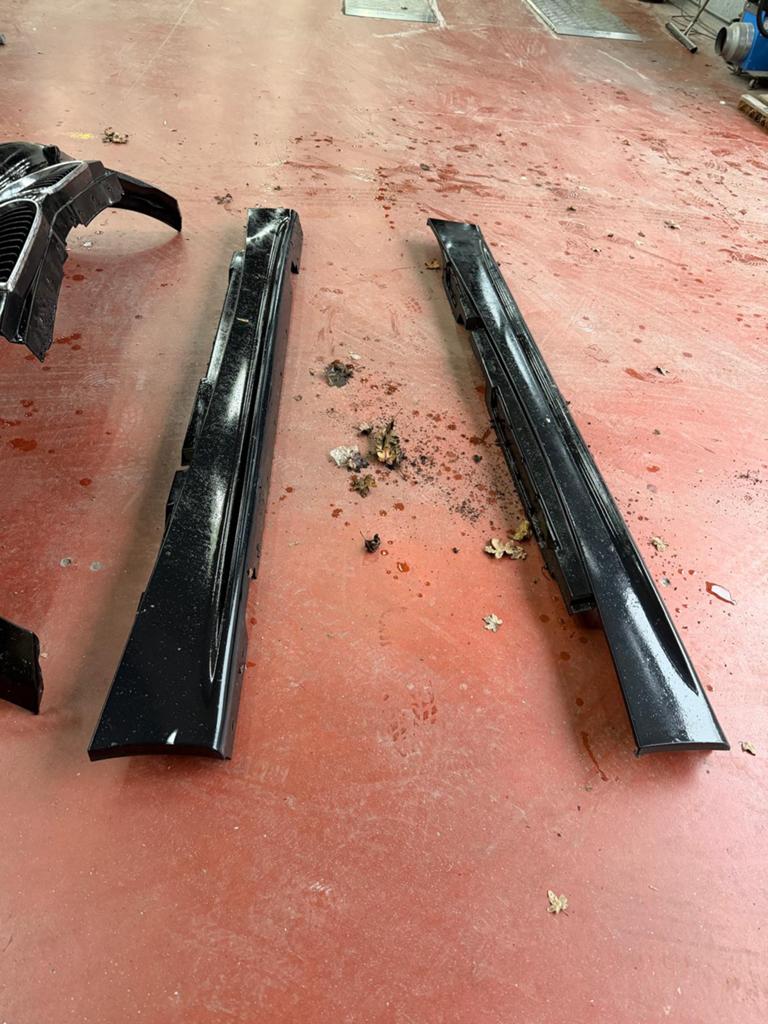 Bmw 1 serie sideskirts (eventueel ook bumpers nog), Ophalen, BMW
