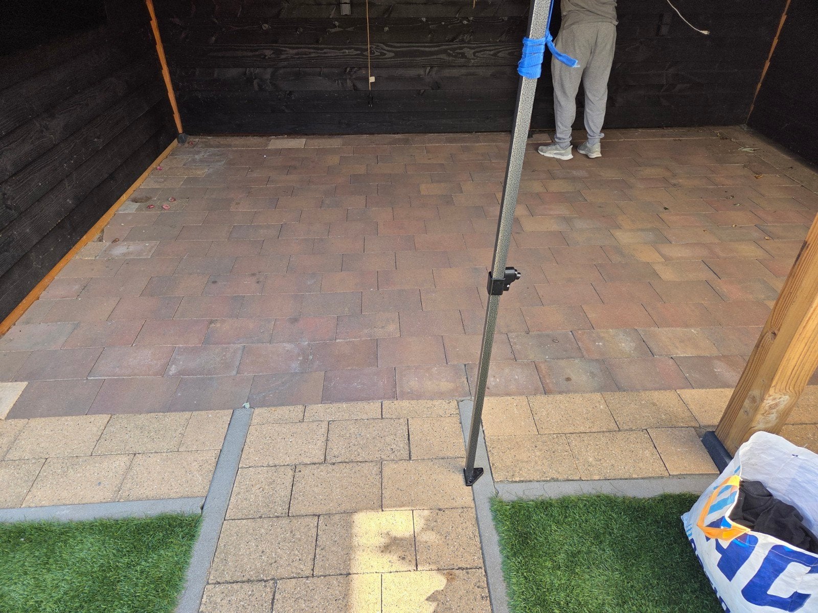 Gratis af te halen: ruim 20m² gebruikte tegels/stenen, Gebruikt, Ophalen of Verzenden, 10 m² of meer, Beton
