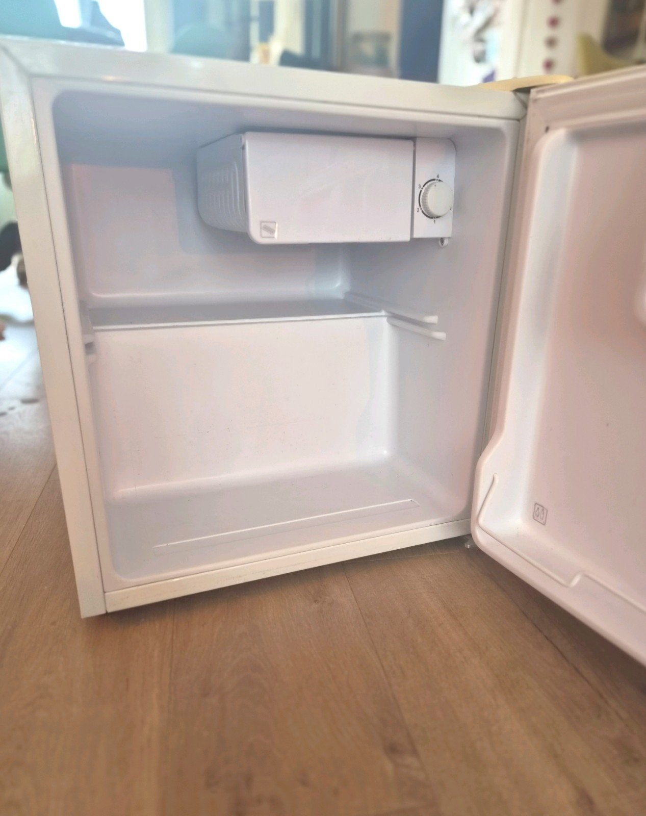 Severin mini koelkast met vriesvak, camping koelkast koelbox, Witgoed en Apparatuur, Koelkasten en IJskasten, Ophalen, Gebruikt