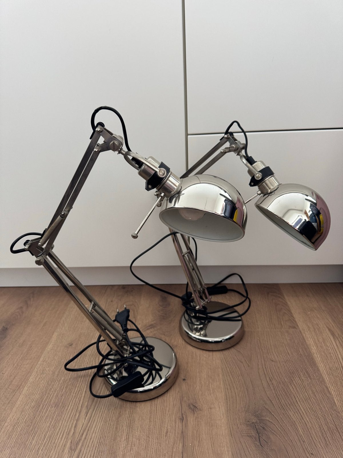 Set van 2 Verstelbare Bureaulampen van ikea, Ophalen, Gebruikt, Overige merken, E27 (groot)