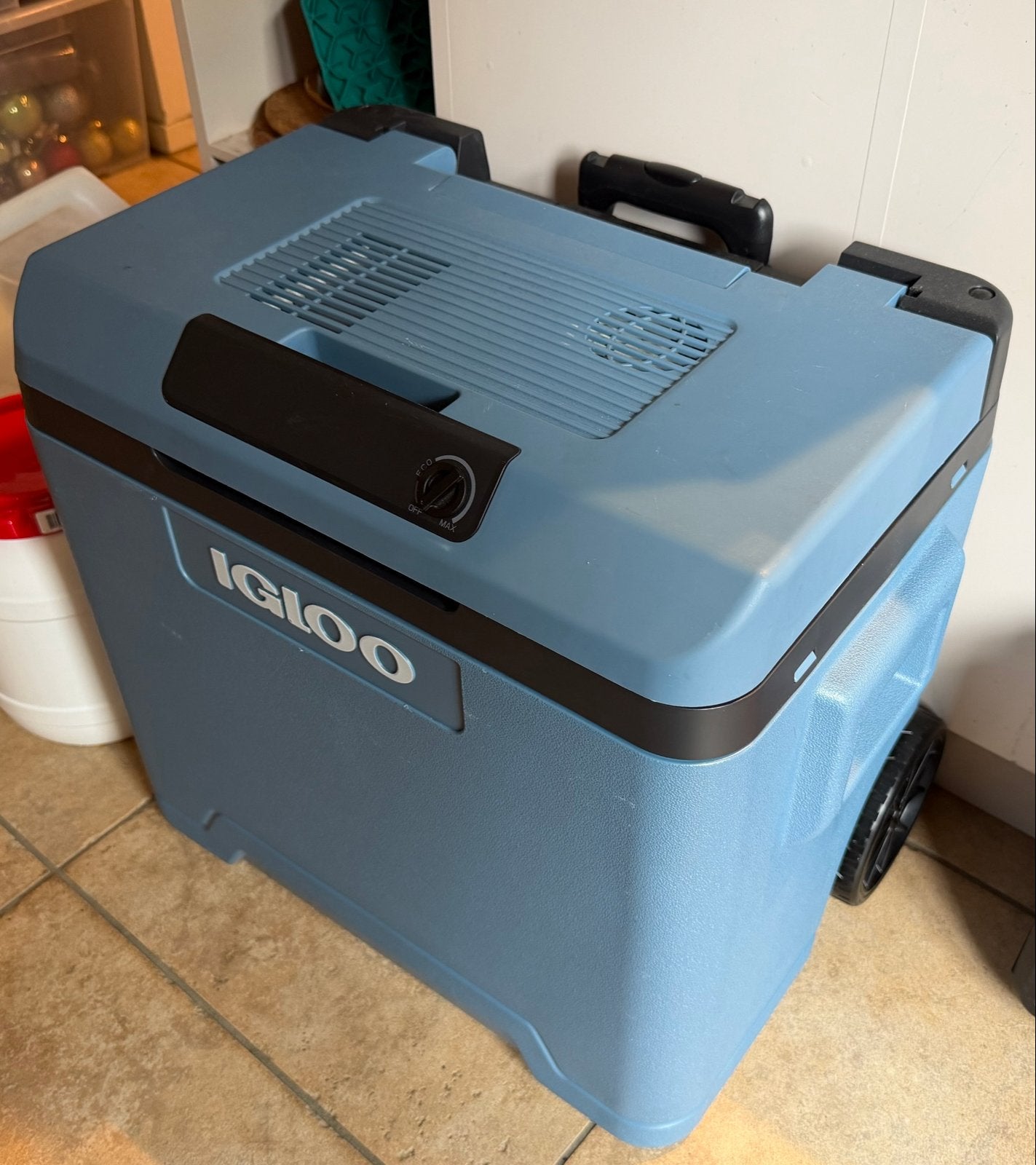 Igloo IE42 elektrische koelbox op wielen, Ophalen, Gebruikt, Koelbox, Elektrisch
