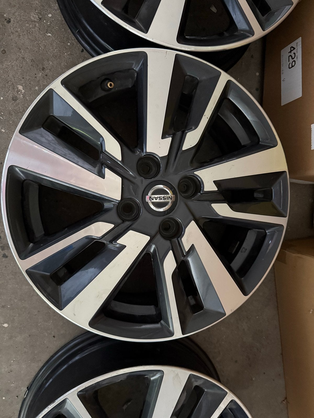 Set van 4 Nissan  micra velgen - 16 inch van. 2017-2024, Ophalen, Gebruikt, Velg(en), 16 inch