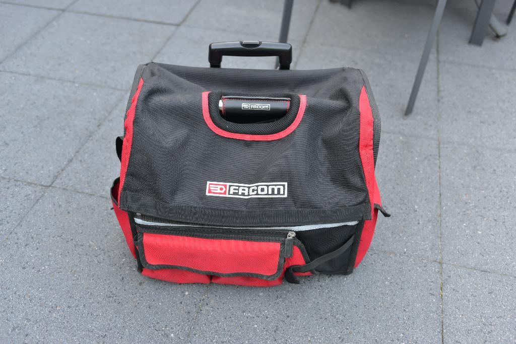 Nog nette Facom gereedschaptas / trolley, Doe-het-zelf en Verbouw, Gereedschapskisten, Ophalen, Gebruikt
