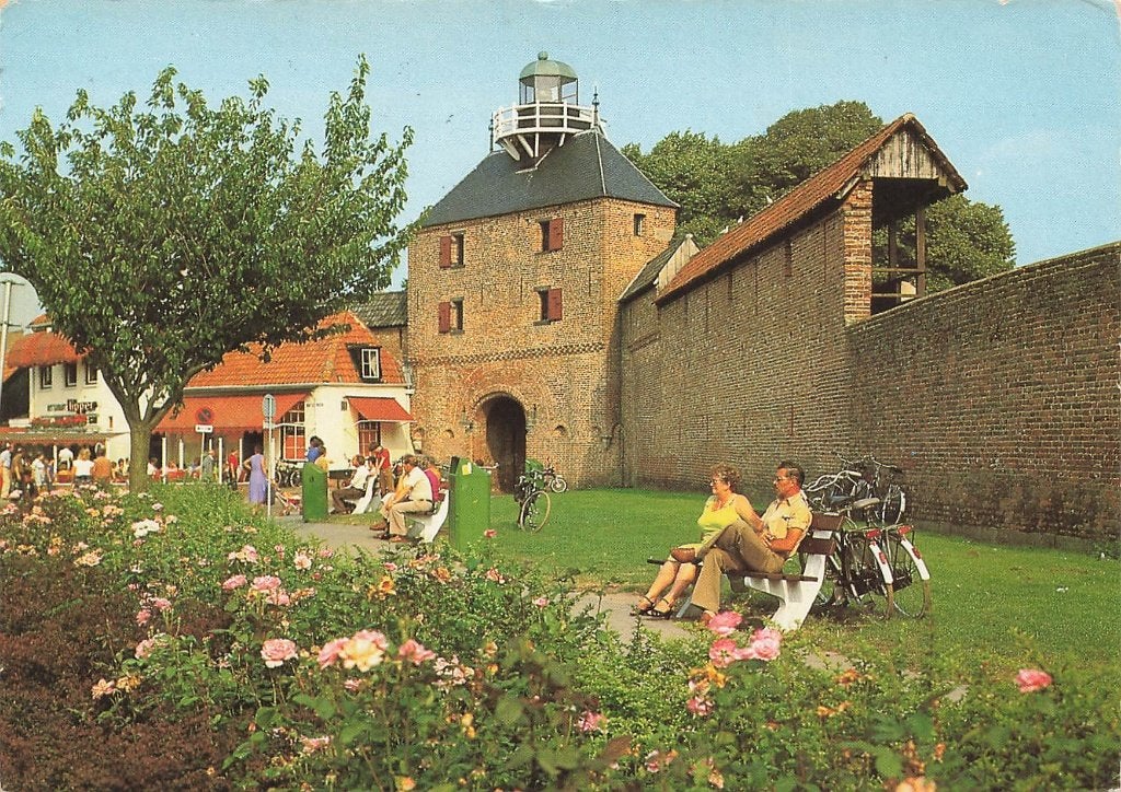 Harderwijk, Vispoort met boulevard, Ophalen of Verzenden, 1980 tot heden, Gelopen, Gelderland