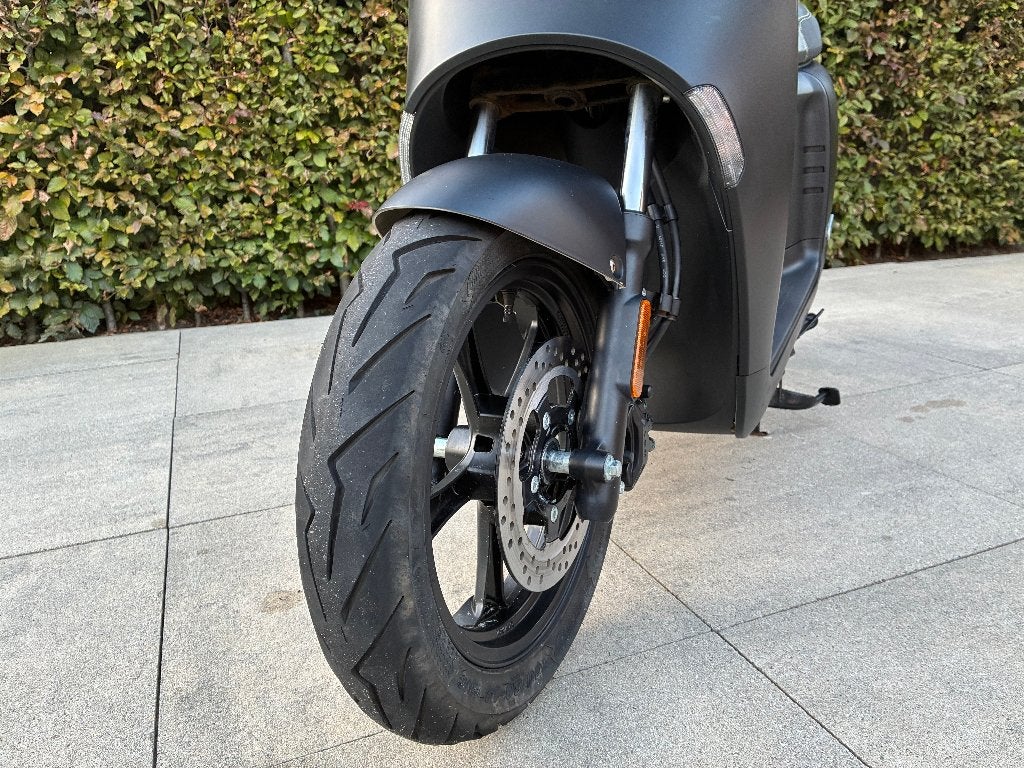 Foto 10 van LA Souris  S1 Scooter BJ 2025 zonderAccu Loop of Sloop€550