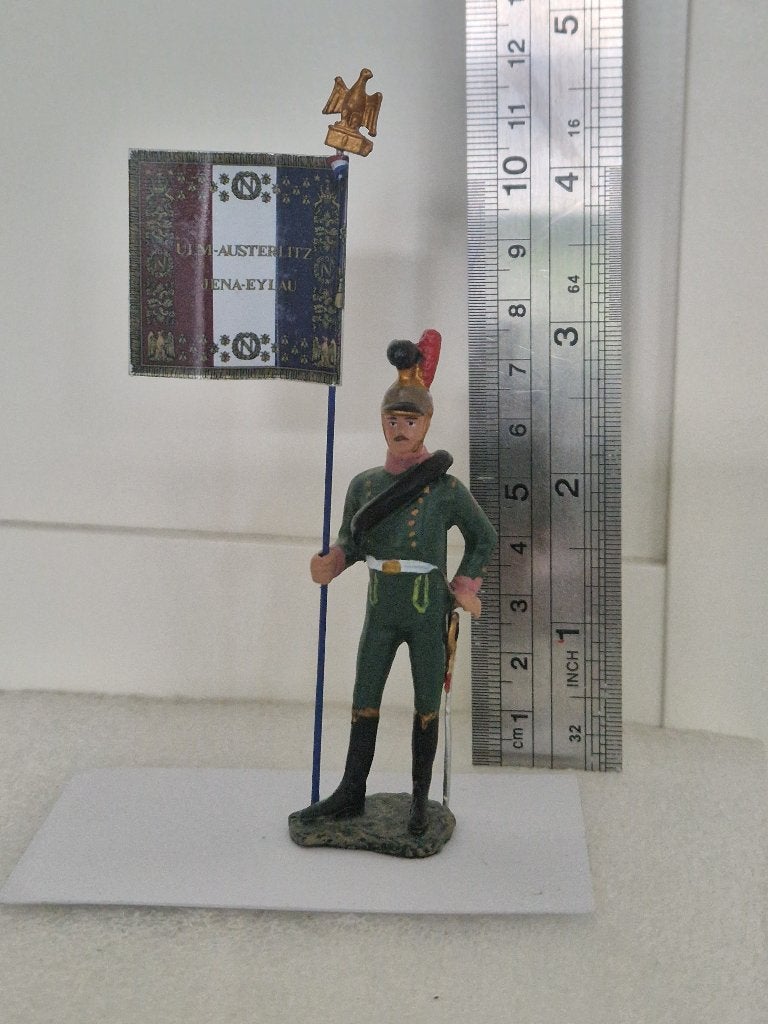 tinnen soldaat (leger Napoleon) met vlag 6, Ophalen of Verzenden, Zo goed als nieuw